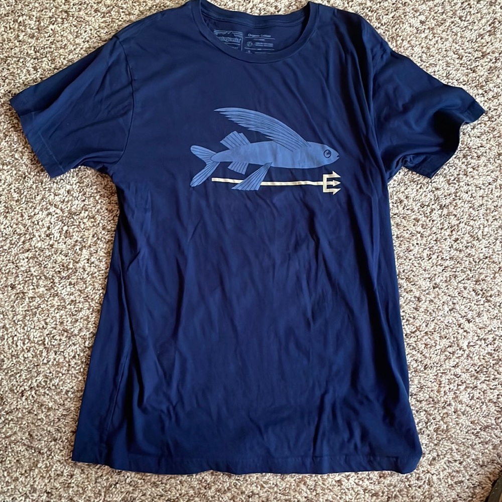 Patagonia Flying Fish organic cotton Mens T-shirt Medium Slim Navy excellent